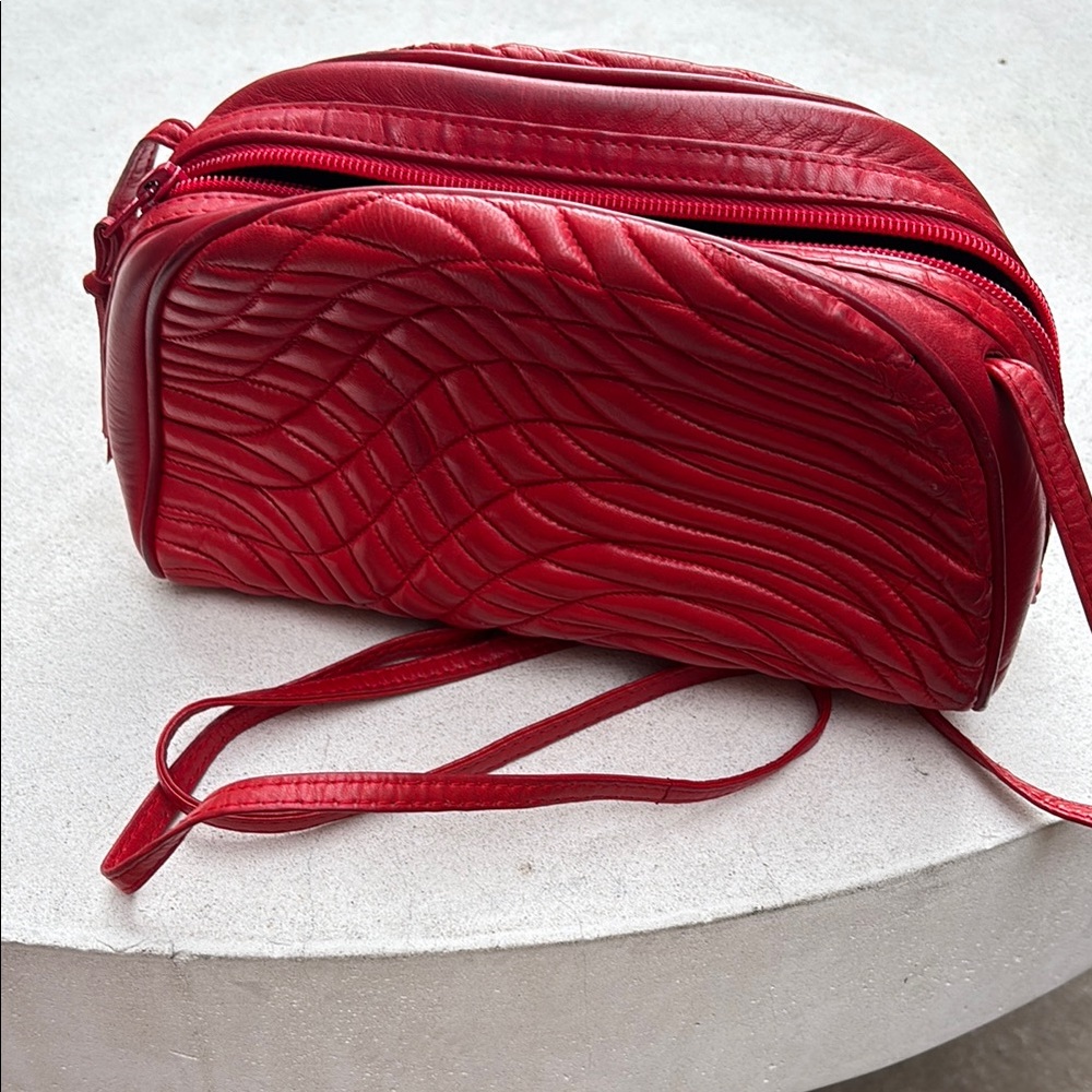 Chic Red Quilted Crossbody Bag Genuine leather made in Italy
